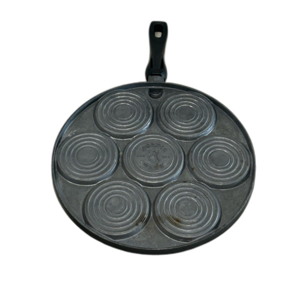 Nordic Ware Mini Pancake Pan 10in Cast Aluminum Insect Bugs Pattern 7 Cavity - Picture 6 of 10